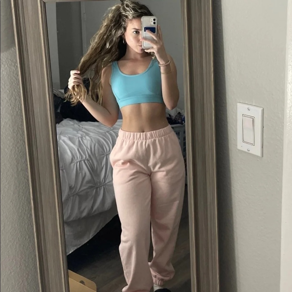 NVGTN Sports bra